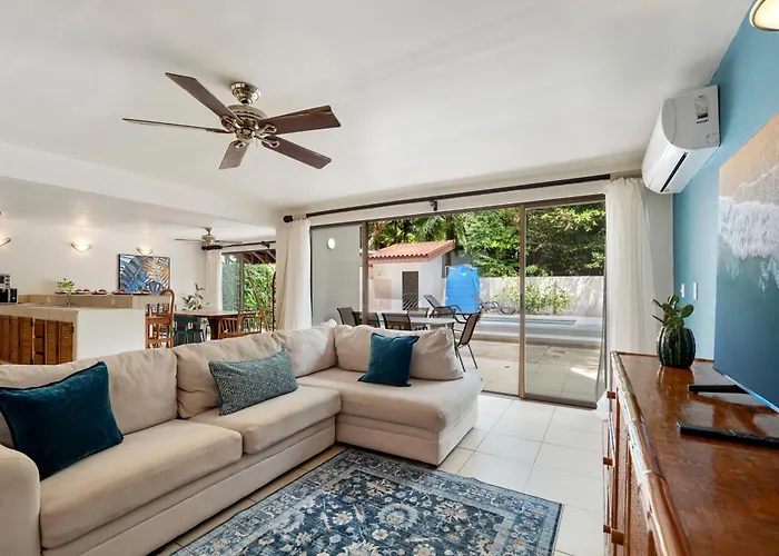 Casa Oasis With Pool, Playa Grande *